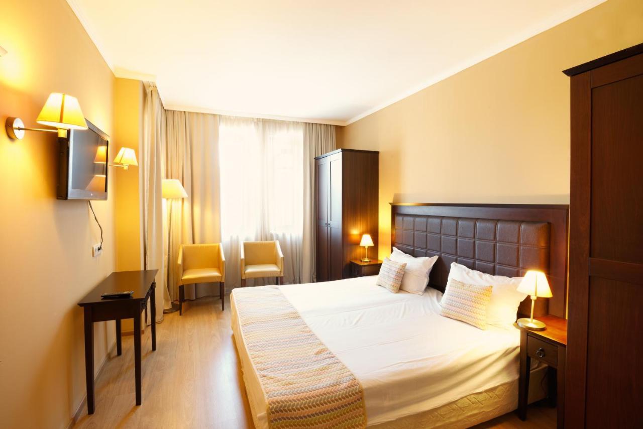 Royal Beach Apartment Sea View 2 써니비치 외부 사진