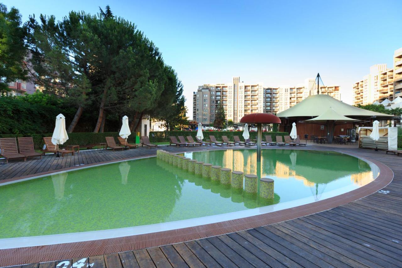 Royal Beach Apartment Sea View 2 써니비치 외부 사진