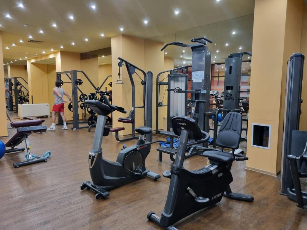 Royal Beach Apartment Sea View 2 써니비치 외부 사진